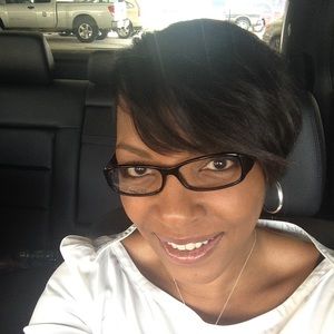 Meet your Posher, Nikki